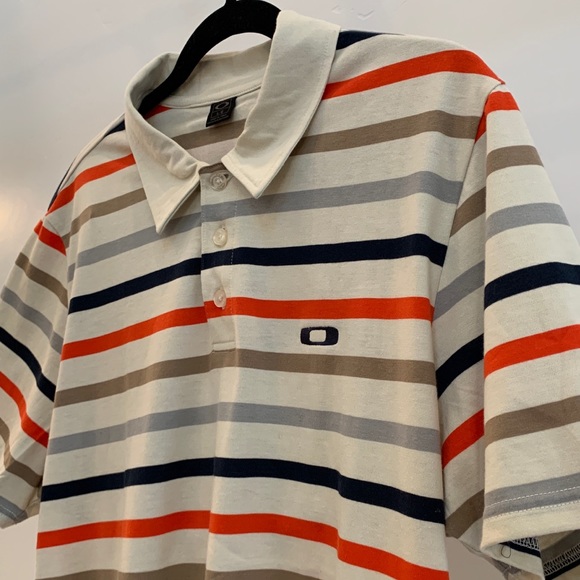 Oakley Shortsleeved Striped Polo Size Large - Picture 4 of 8